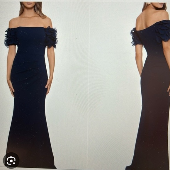 Xscape Nordstroms Navy Ruched Strapless Sheath Evening Gown - Picture 5 of 15